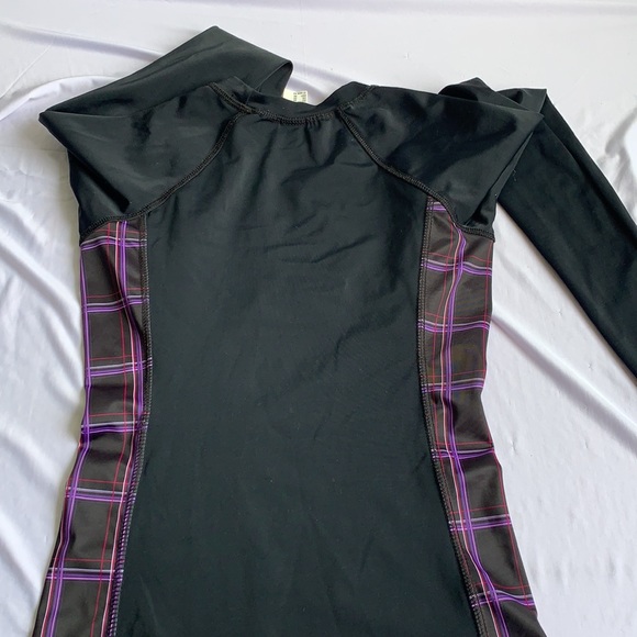 Black Hurley Swim/Sun Protection Top - Picture 5 of 5